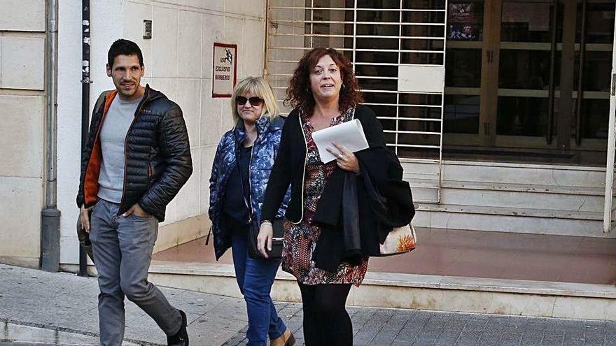 Garrigues sale del juzgado tras declarar en noviembre de 2017.