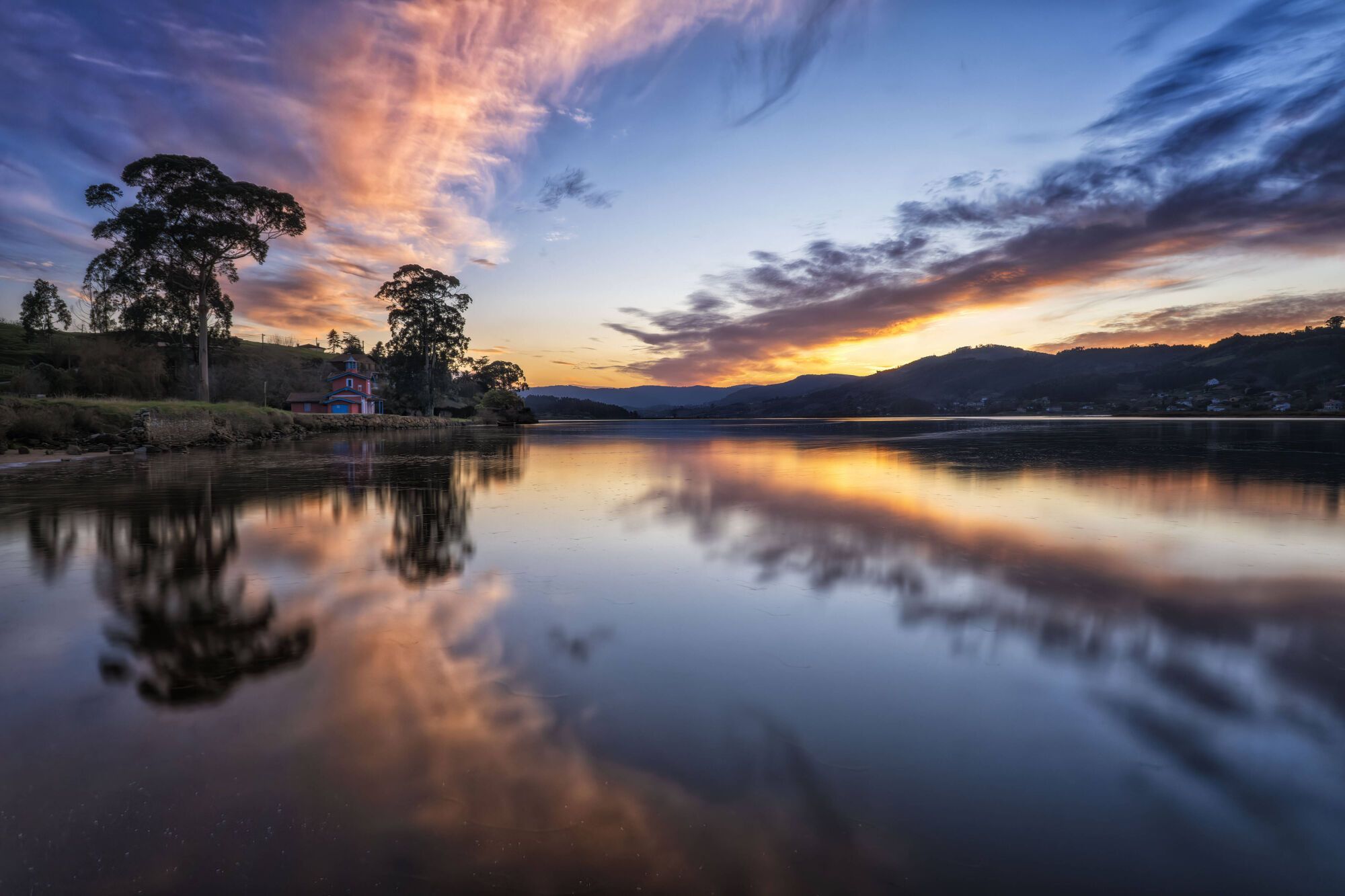 Amanecer y atardecer sobre la RÃ­a de Villviciosa