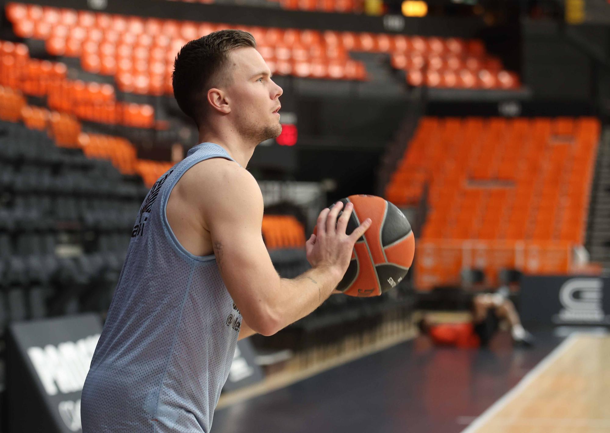 Entrenamiento previo al partido de Euroleague frente al Anadolu Efes Istanbul