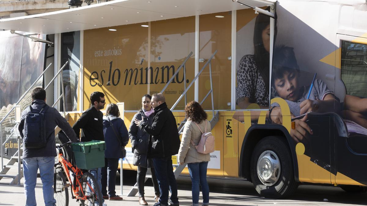 El autobús informativo del IMV estará hoy también en València