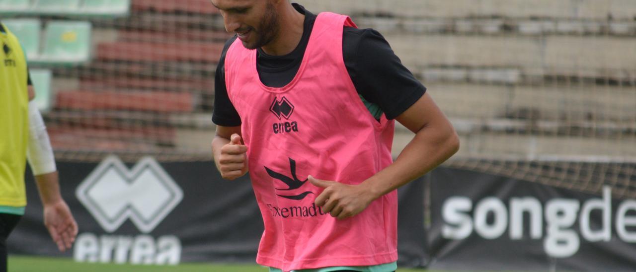 Kamal, entrenando. Puede ser titular este domingo o, cuando menos, jugar en el segundo tiempo..