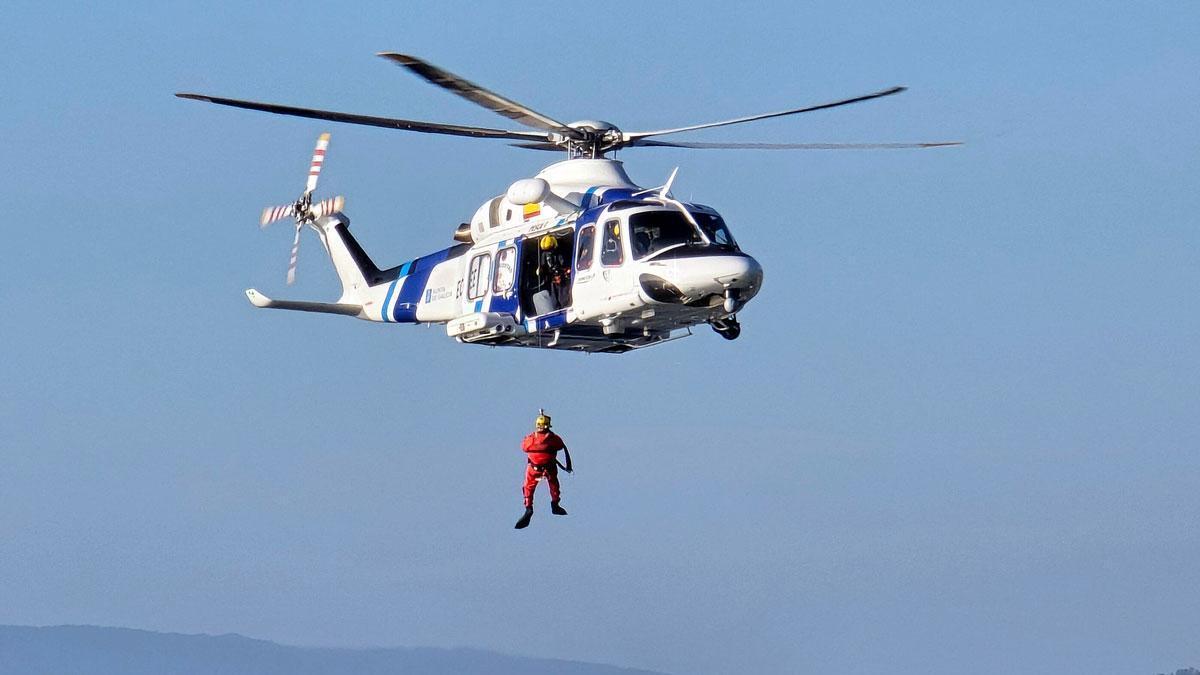 Un helicóptero de Gardacostas de Galicia, en una imagen de recurso.