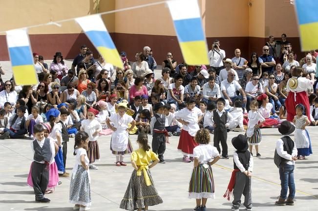 FIESTA DIA DE CANARIAS EN EL COLEGIO AGUADULCE