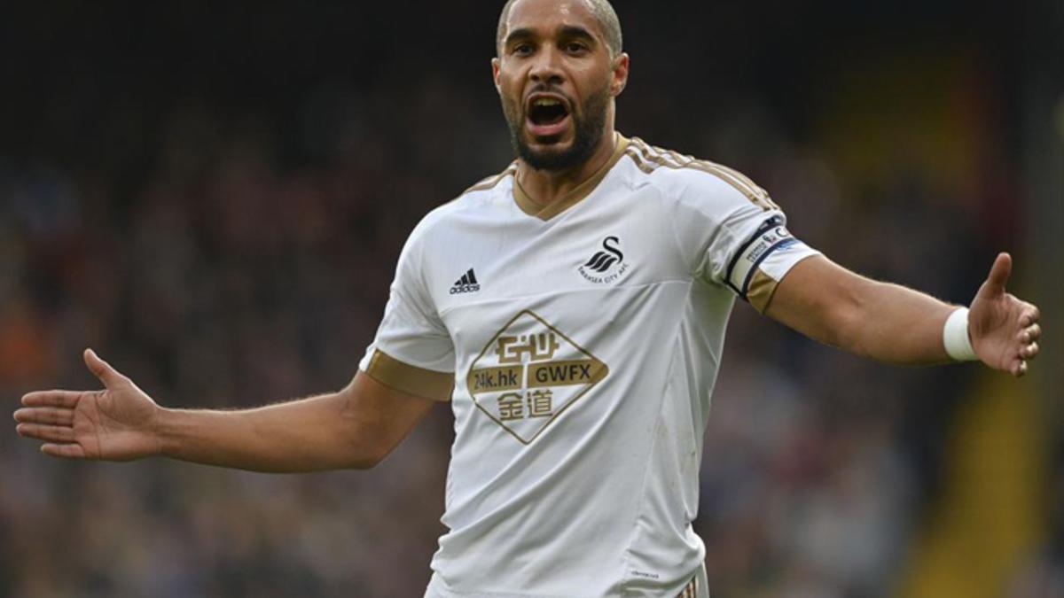 Ashley Williams está llamado a ocupar la plaza de Stones en el Everton