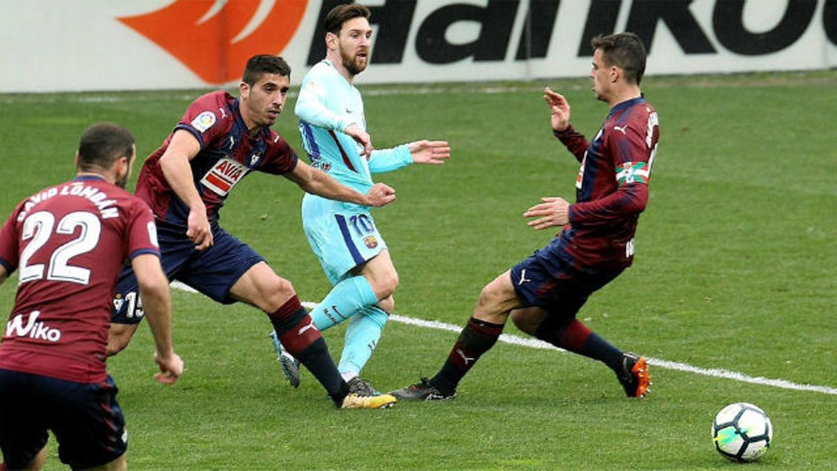 El mago Coutinho hizo de las suyas, pero Messi no metió su vaselina