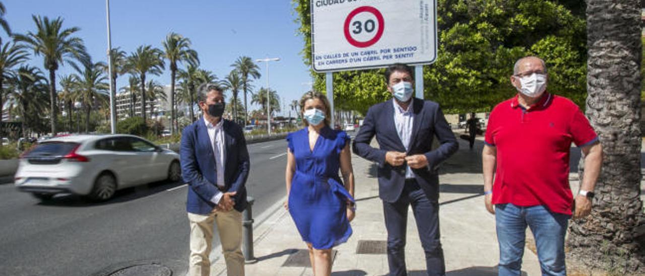 Alicante reduce la velocidad a 30 kilómetros por hora en las vías de un carril por sentido