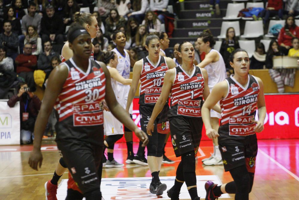 Les millors imatges de l''Uni - Avenida (61-66)