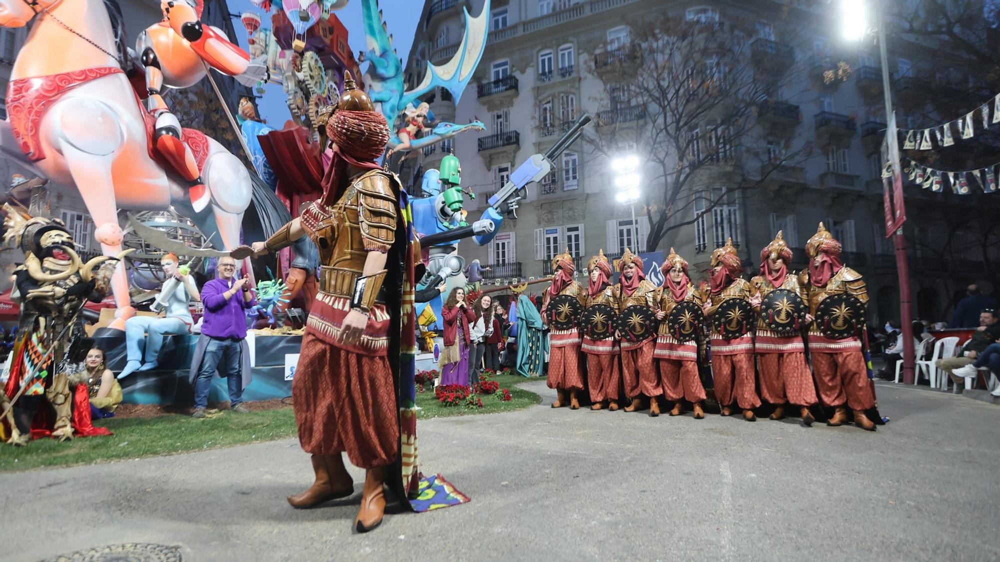 La Gran Parada Mora de la falla Almirante Cadarso, en imágenes