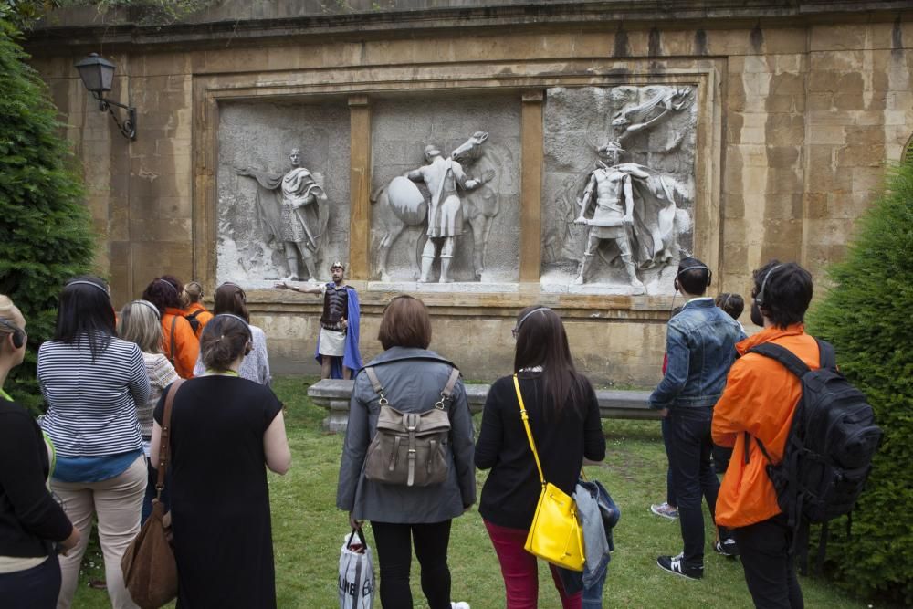 Visita guiada y teatralizada al Jardín de los Reyes Caudillos