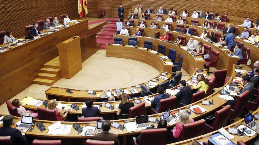 El Consell vuelve a intentar reducir el poder y el peso político de la Diputación