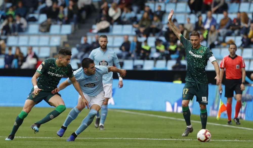 Las mejores imágenes del encuentro entre vigueses y sevillanos en el estadio vigués.