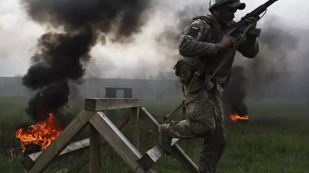 Renuncia el jefe del ejército ucraniano tras ataque ruso a un campo de entrenamiento