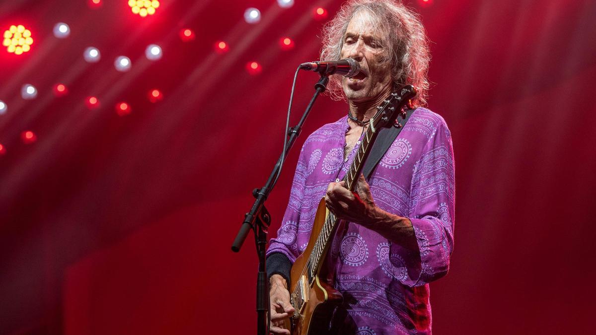 Esto es lo que deja Robe Iniesta tras su muerte: la herencia del cantante