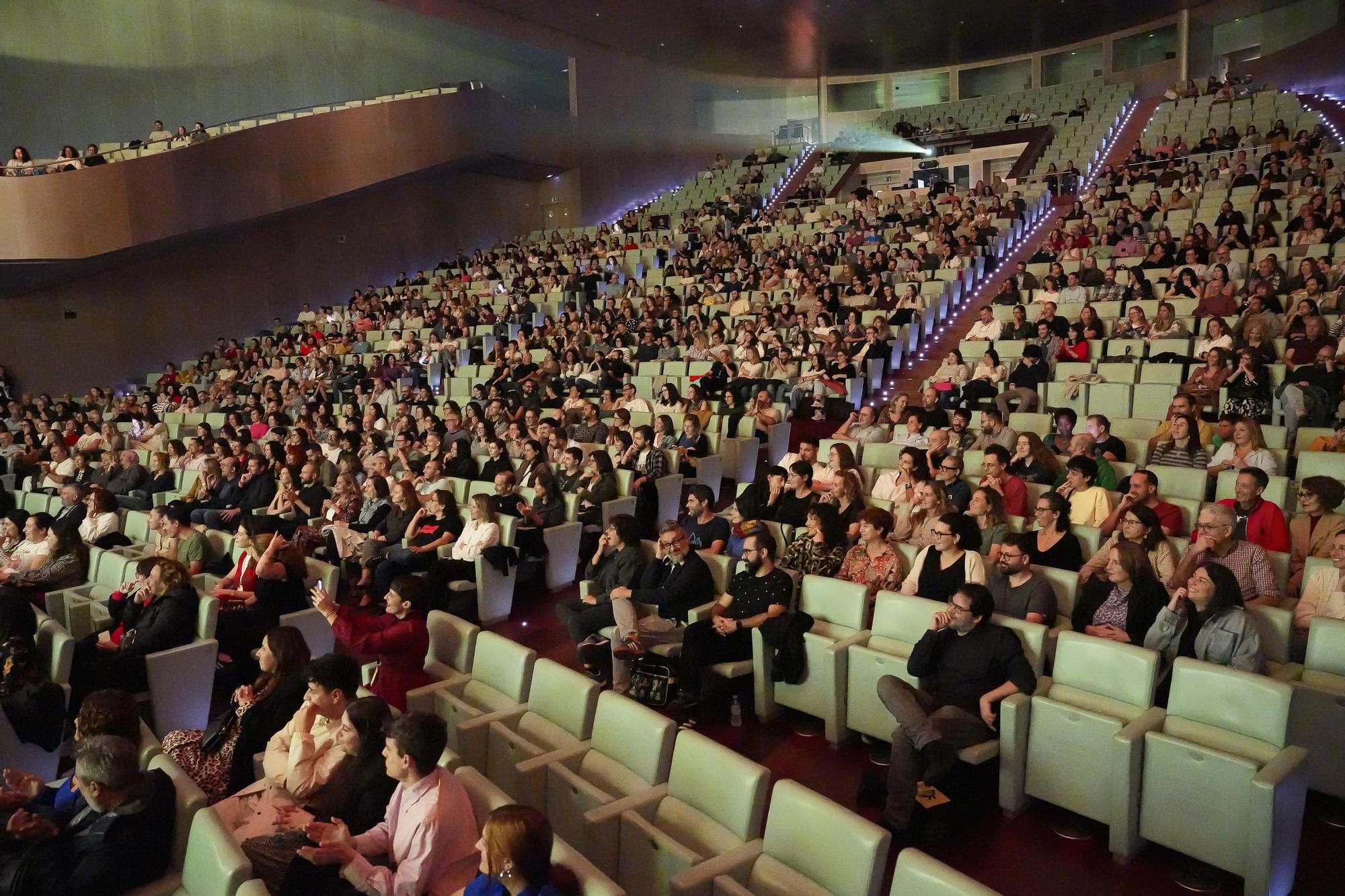 Cóctel de humor y música para recordar a Hemato