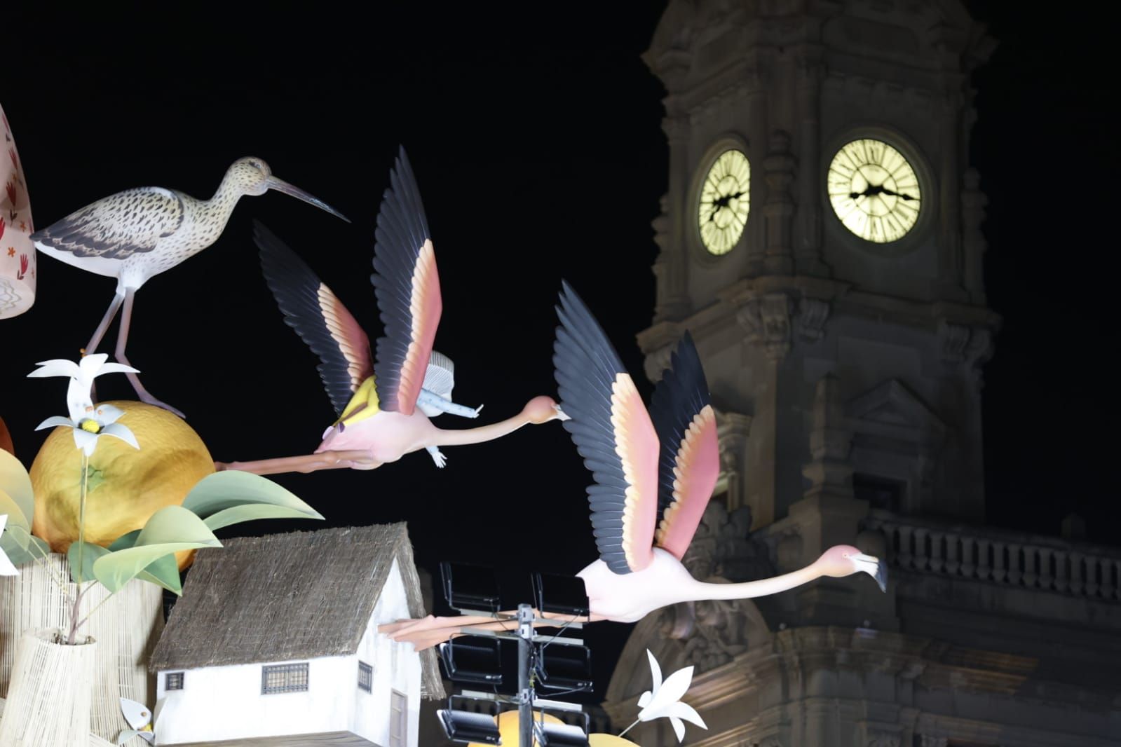 La falla municipal de la Plaza del Ayuntamiento, al detalle