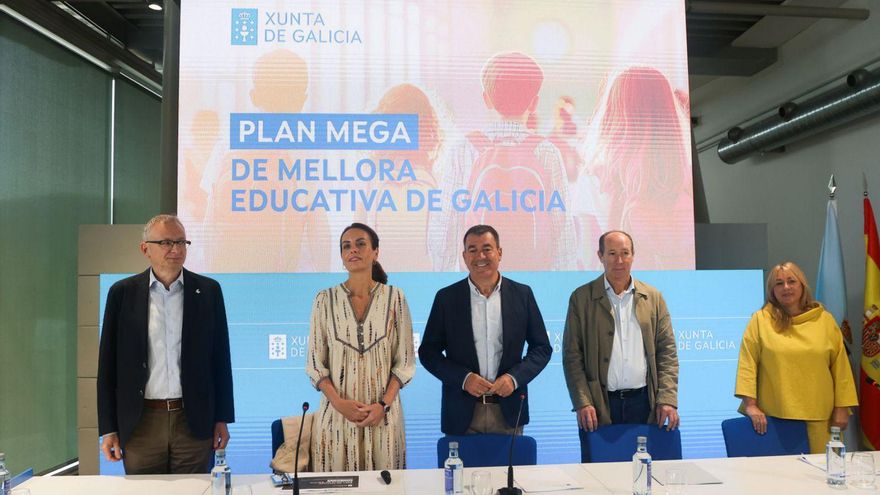 Presentación del Plan MEGA para a Mellora Educativa, ayer, en Santiago. |   // XOÁN ÁLVAREZ