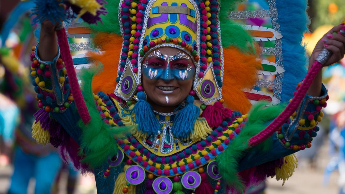 Imagen de archivo del desfile de comparsas del Carnaval de Badajoz.