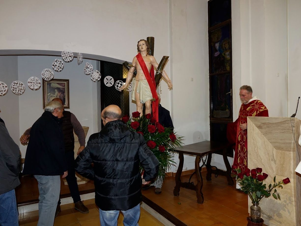 FOTOS | La talla de Sant Sebastià vuelve a salir en procesión en Es Capdellà, en Calvià