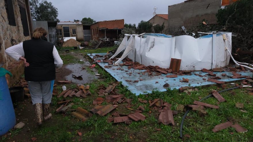 Las huellas de la borrasca Irene en Badajoz: «Pensé que moría. Yo hoy he vuelto a nacer»