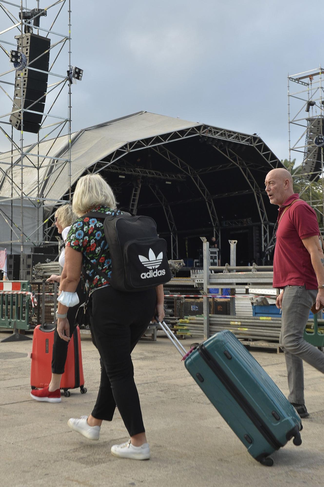 Montaje de los escenarios del Womad