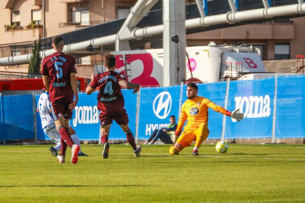 El Atlético Baleares se da un festín ante el Celta B