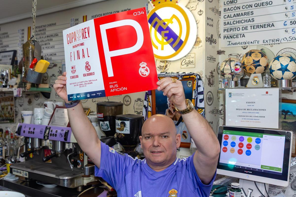 Toñín next to the authorization of Real Madrid to park near the Cartuja stadium this Saturday in Seville.