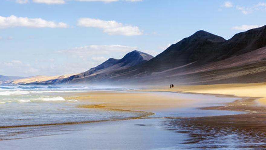 Las mejores playas nudistas en Canarias