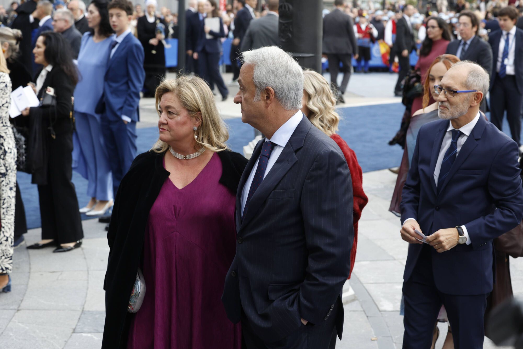  Así fue la llegada de los invitados a los premios "Princesa de Asturias" y su paso por la alfombra azul