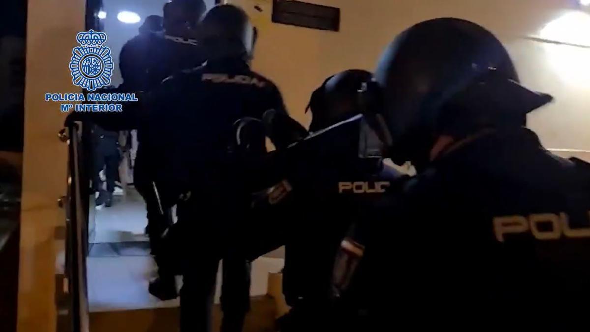 Operación de la Policía Nacional contra la trata de personas en Tenerife.