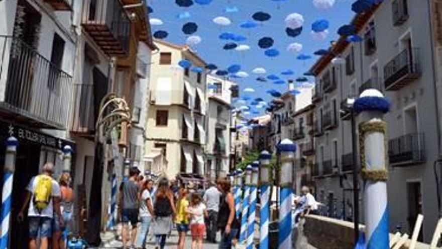 Morella sale a buscar a la Virgen de Vallivana