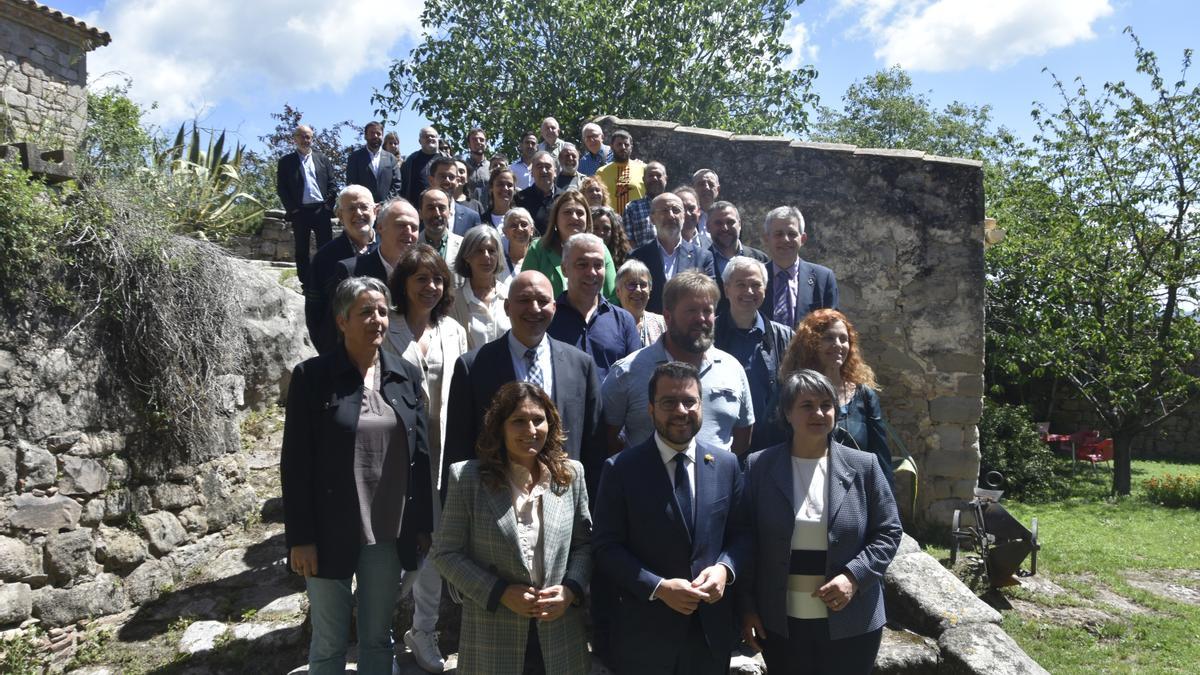 Acte de constitució del Lluçanès amb el president de la Generalitat, Pere Aragonès, i la consellera de la Presidència, Laura Vilagrà