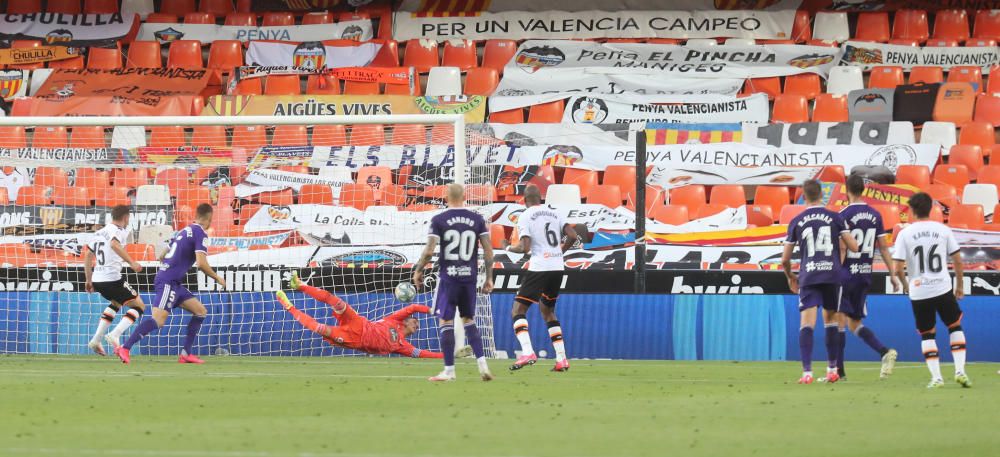 Las imágenes del Valencia CF - Valladolid