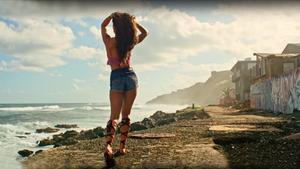 Imagen del videoclip de ’Despacito’, canción vetada en el País Vasco por sexista.