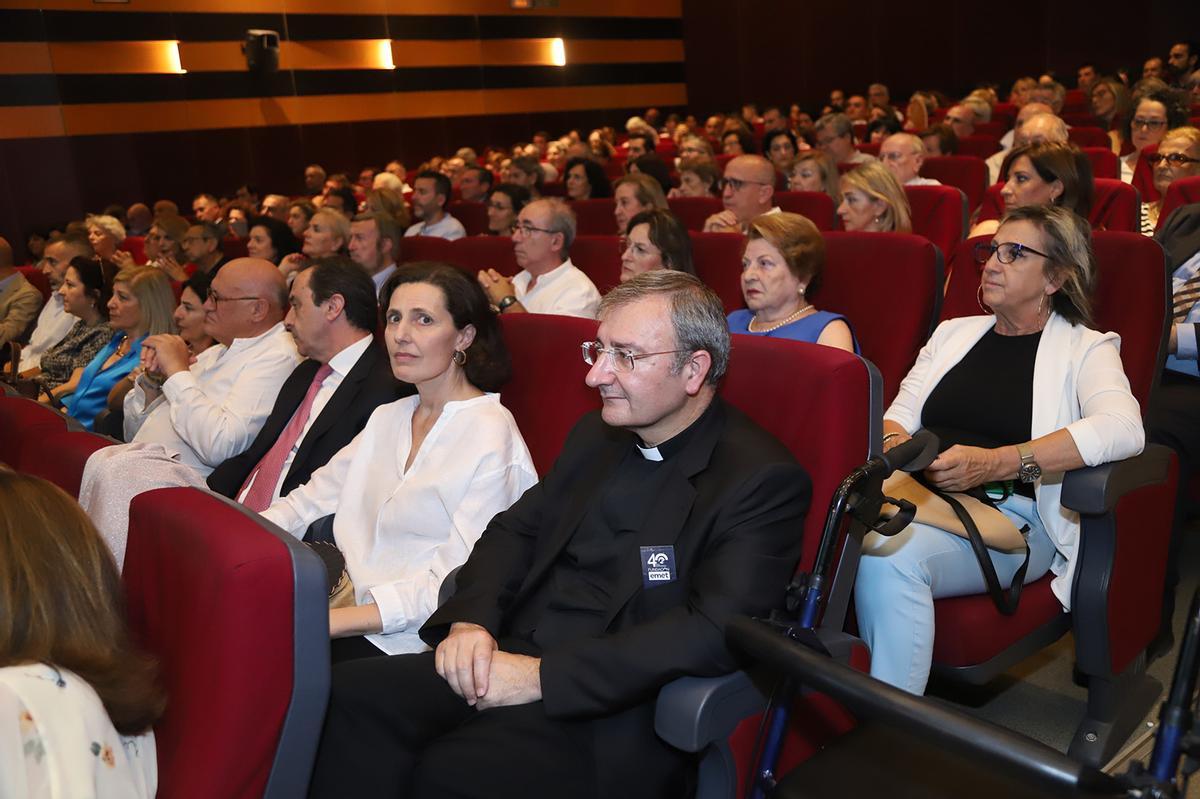 Más de 500 personas se reúnen en Córdoba para celebrar el 40 aniversario de la Fundación Emet