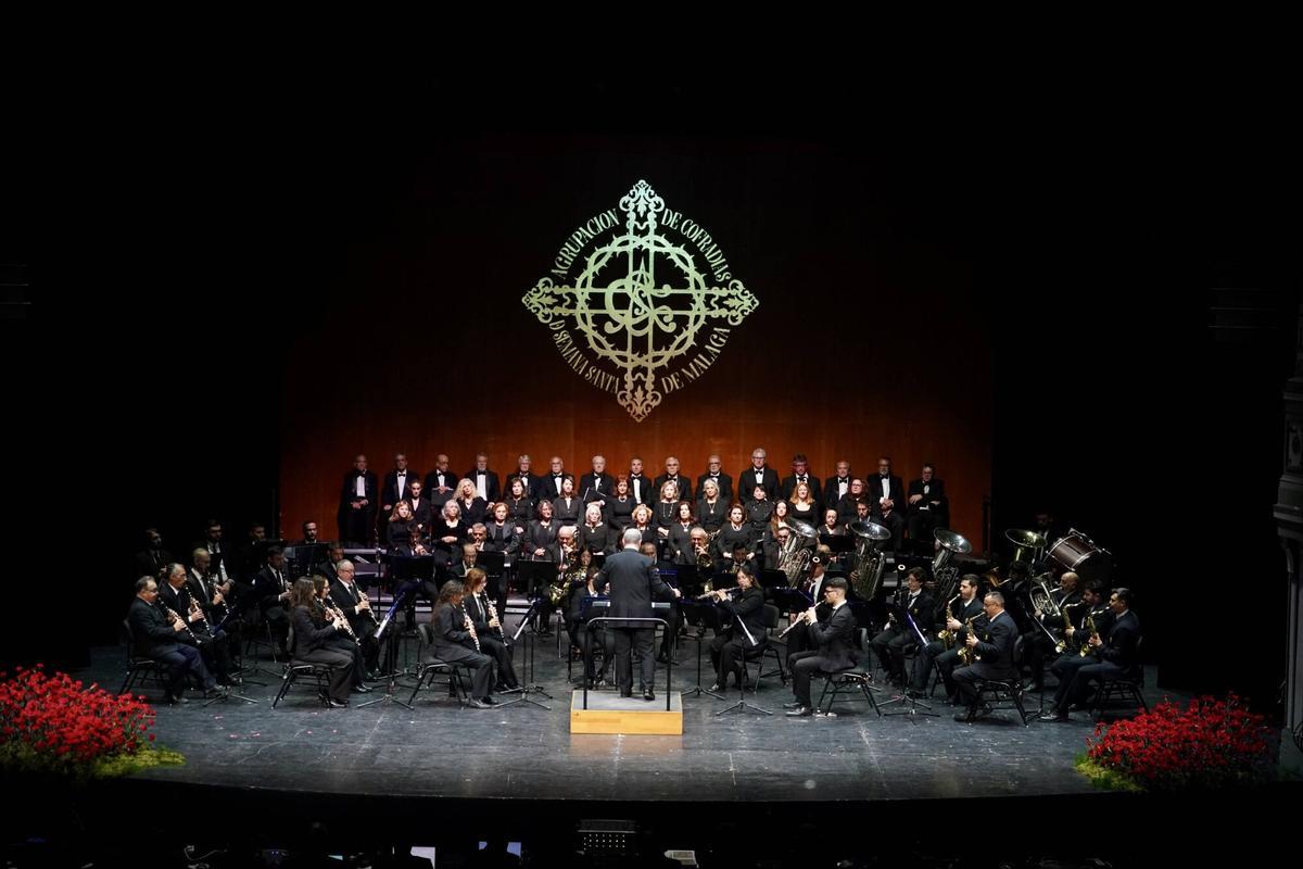 El pregonero de la Semana Santa de Málaga 2026, Ignacio Castillo en el Teatro Cervantes.
