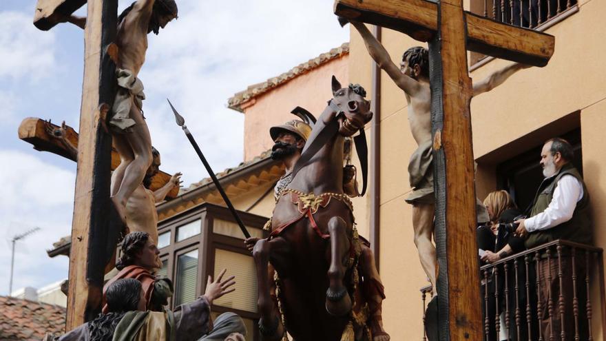 El &quot;rompecabezas&quot; con los pasos de Semana Santa de Zamora durante las obras del nuevo Museo