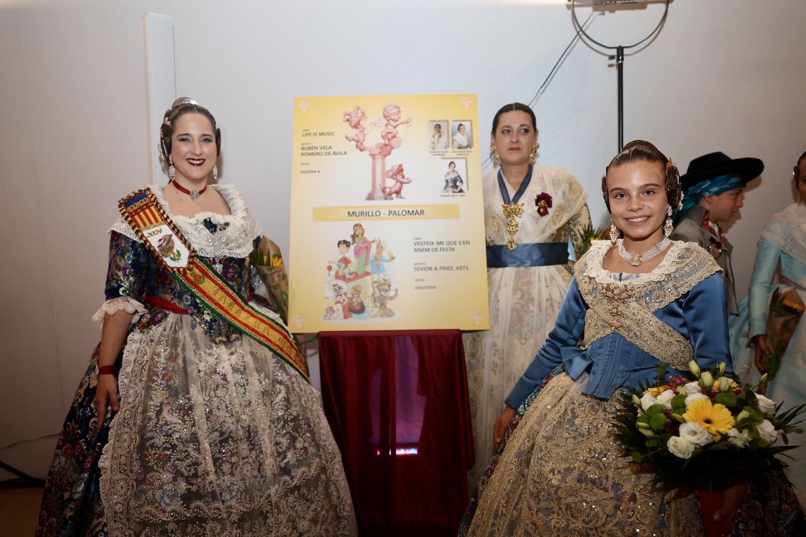 La fiesta de las fallas del Pilar-Sant Francesc con Marina y la corte infantil