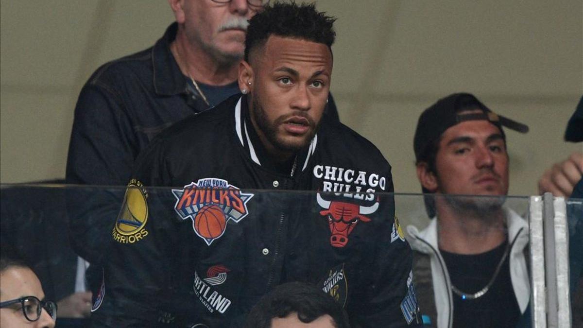 Neymar sigue a la espera de la decisión que lo absuelva