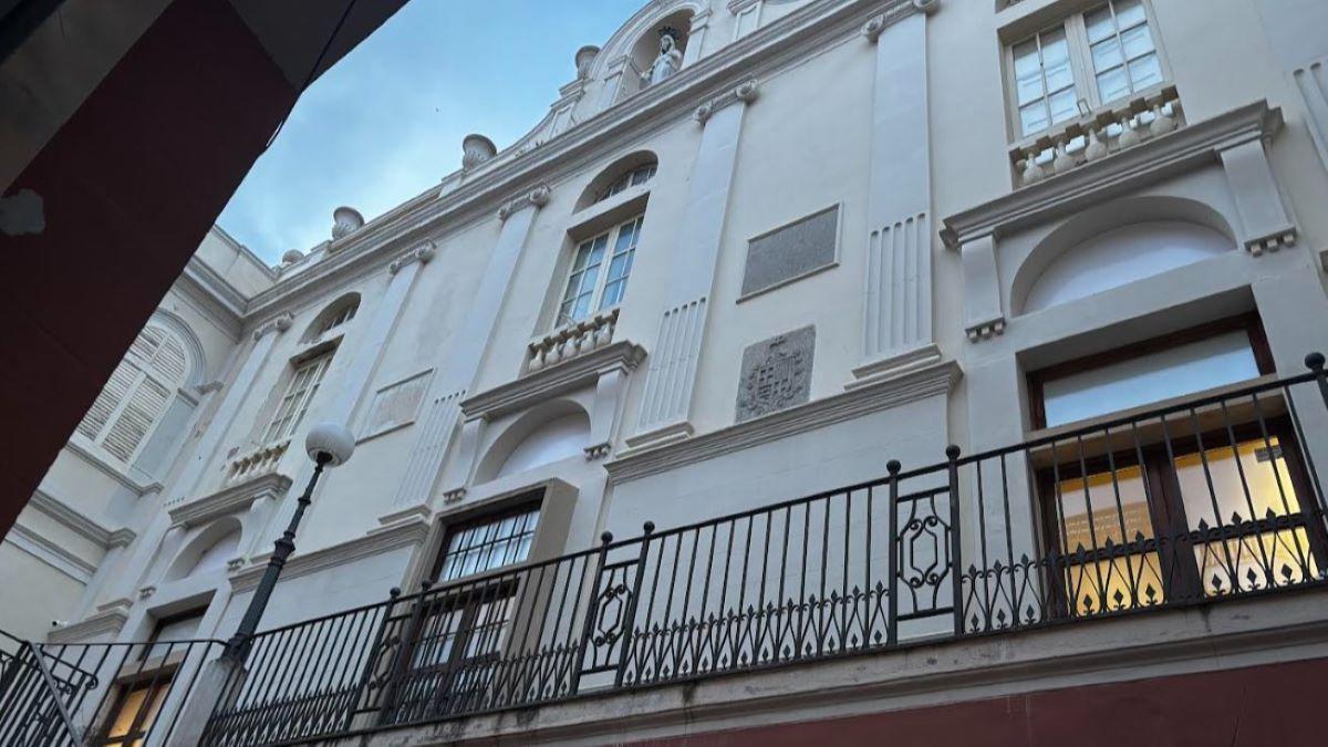 Sabies Que Passejant Pels Carrers De Sant Feliu Pots Trobar Un Edifici sabies-que-passejant-pels-carrers-de-sant-feliu-pots-trobar-un-edifici