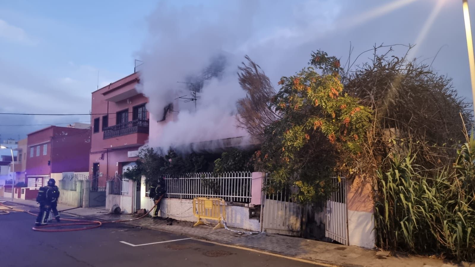 Incendio en una casa en La Laguna