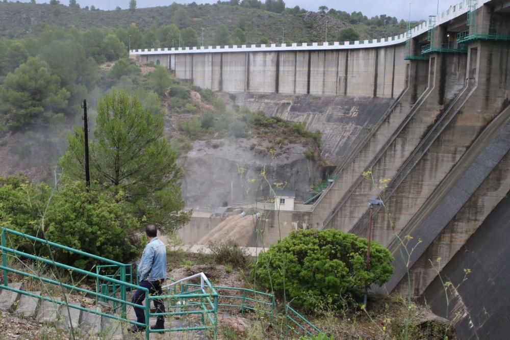 Destrozos en El Comtat por el temporal