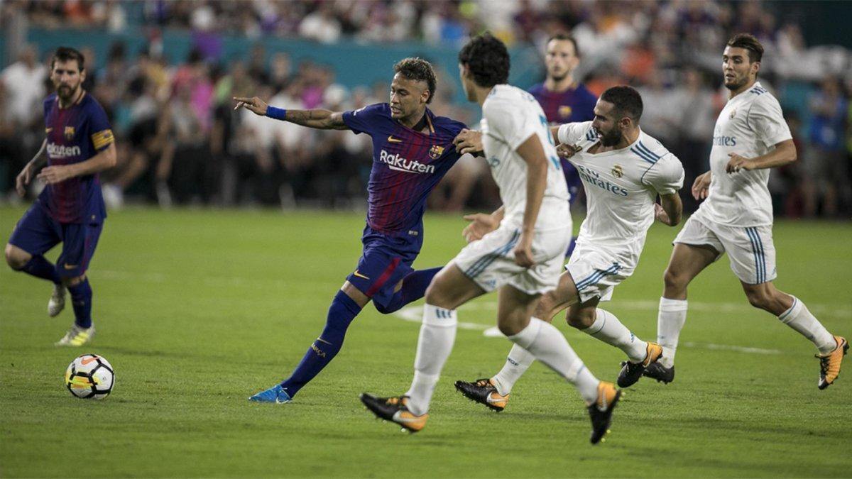 Neymar Junior en acción en el Real Madrid-Barça (2-3) amistoso de julio de 2017