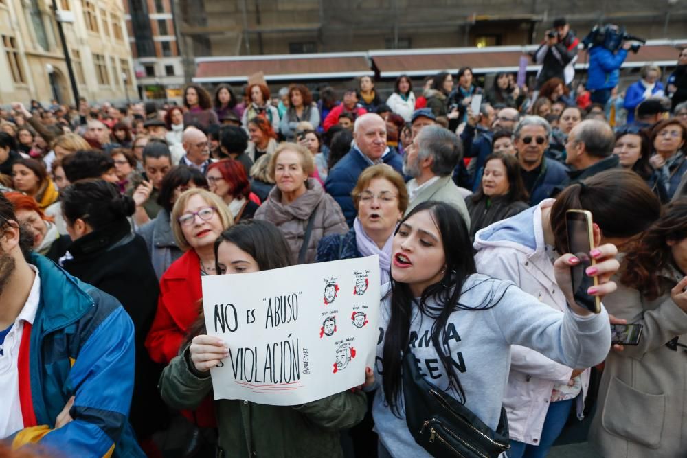 Manifestación por la condena a los integrantes de "La Manada" en Gijón.