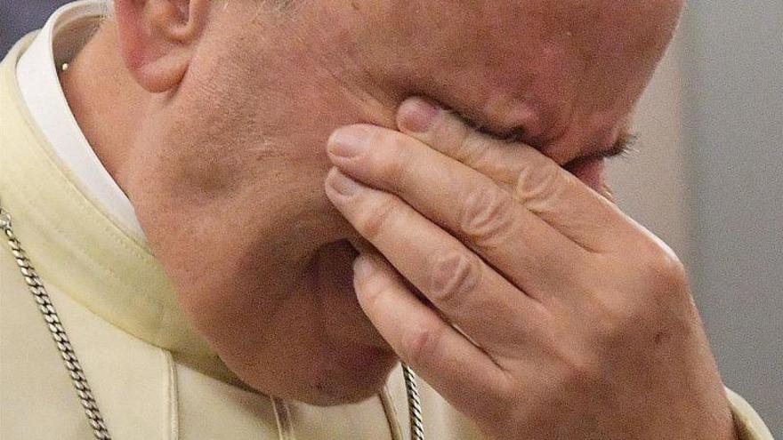 El Papa recibe a los obispos de Chile para hablar sobre los abusos sexuales