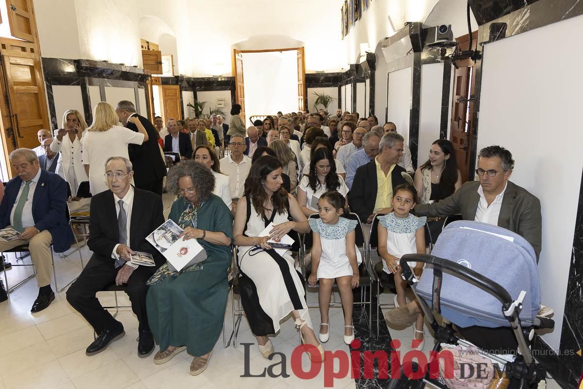 Así se ha vivido el emocionante acto del nombramiento de 'Hijo Predilecto' de Caravaca al doctor Juan Manuel Laborda