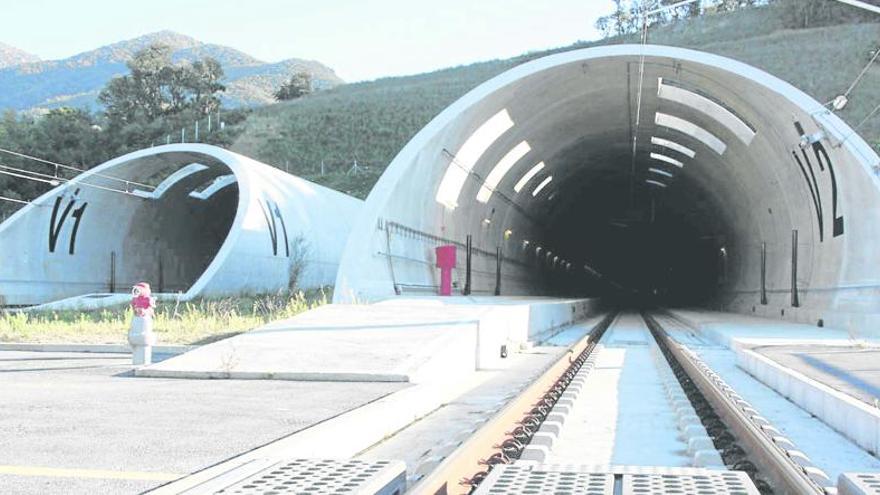 El túnel del Pertús, la infraestructura estrella del tram transfronterer del TAV, en una imatge d&#039;arxiu.