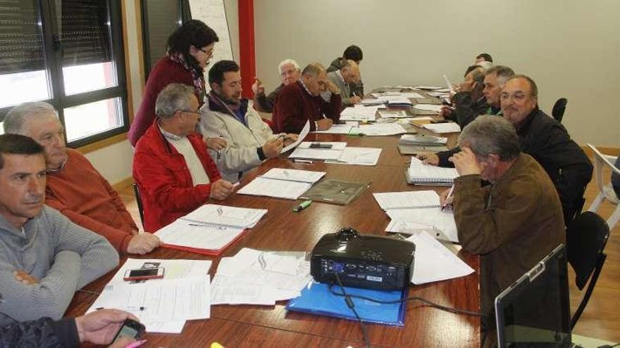 Curso de manipulador de alimentos en Meira. // Santos Álvarez