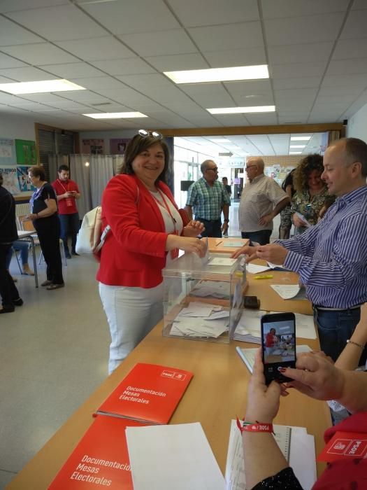 Eva Zamora (PSPV) vota en Alcàsser.
