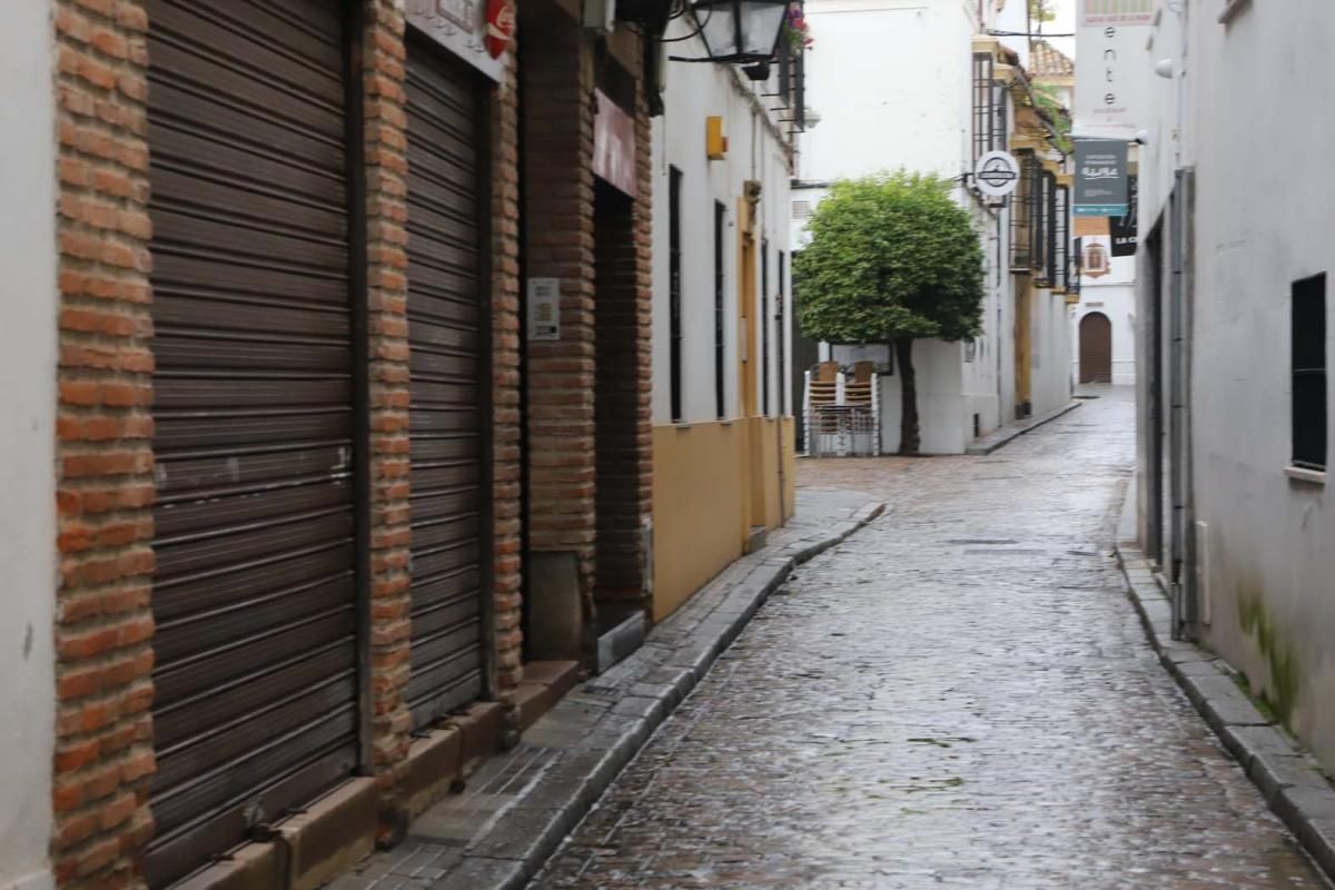 La falta de turistas ahoga los negocios de la Judería