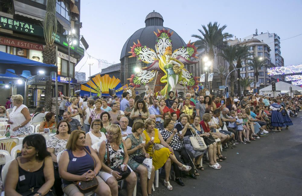 Desfile Folclórico Internacional